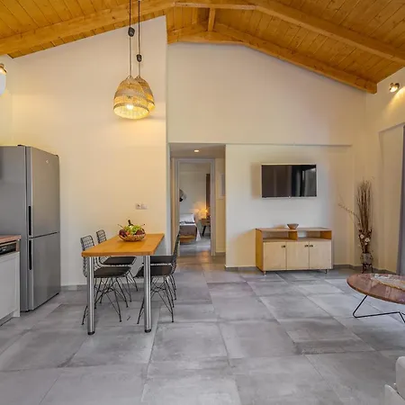 Gyri ヴィラ ヴァシリキ